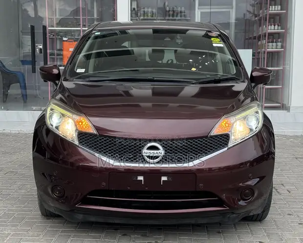 Nissan Note 1.6 Petrol 2016 - 1
