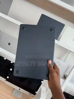 Apple MacBook Air 2025 M4 16GB RAM 256GB SSD