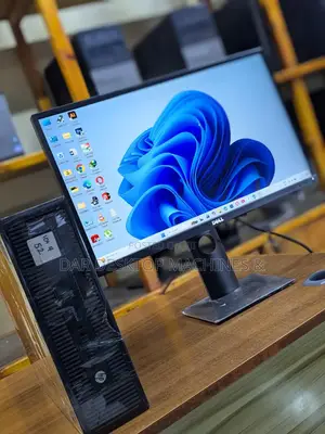 HP EliteDesk 800 G1 Desktop Computer with 24" Display