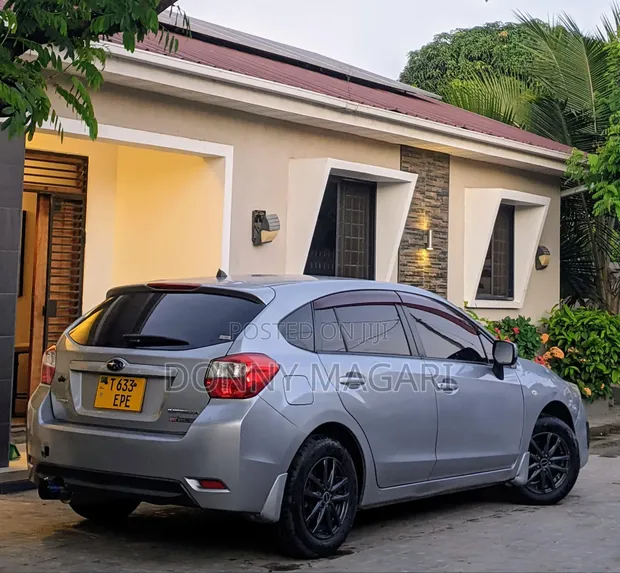 Subaru Impreza 2014 Silver - 1