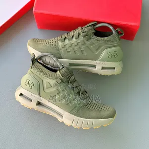 Viatu vya Mchezo vya Wanaume vya Under Armour