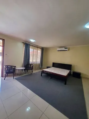 Furnished 4-Bedroom House for Rent in Oyster Bay