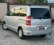 Toyota Noah 2005 Silver - 2