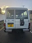 Toyota Land Cruiser 1999 White - 3