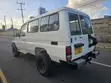 Toyota Land Cruiser 1999 White - 4