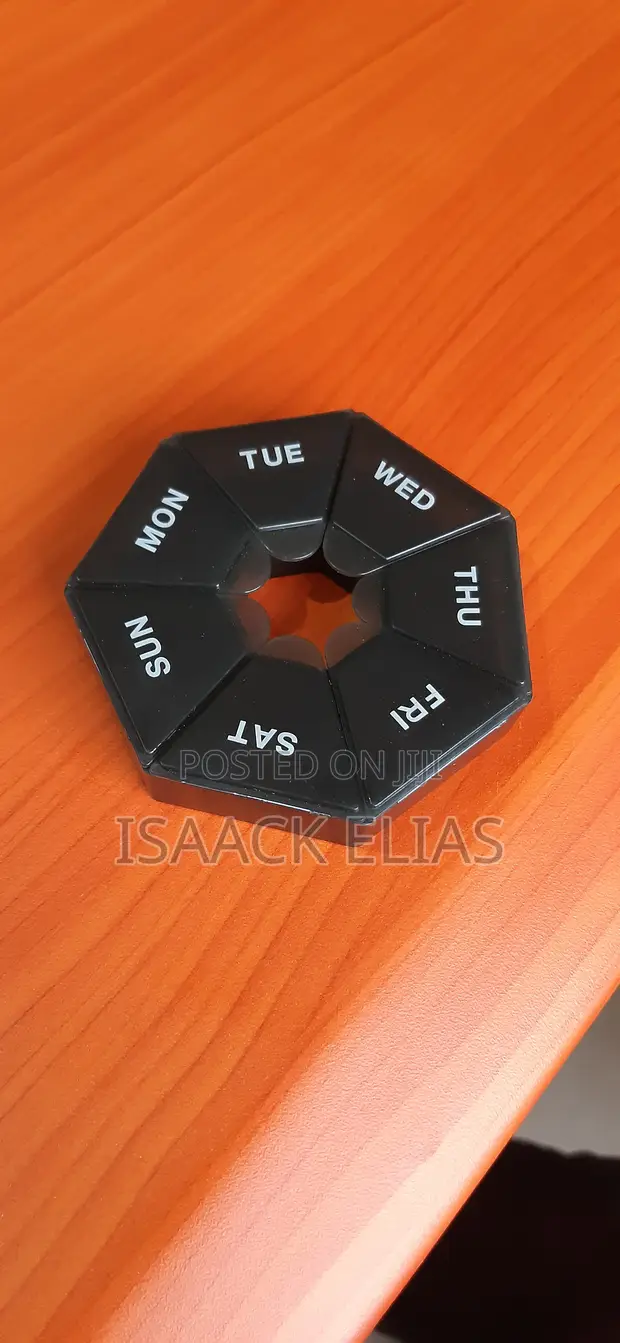 7-Day Pill Organizer - 1