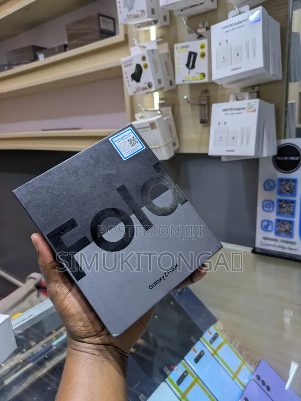 Samsung Galaxy Z Fold4 256GB Mpya - 1