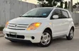 Toyota IST 2004 - Pearl White - 5