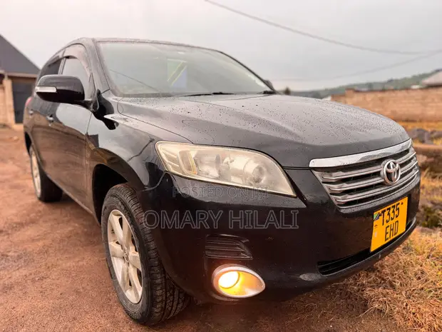 Toyota Vanguard 2010 Black - 1
