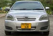 Toyota Corolla RunX 2005 Silver - 2