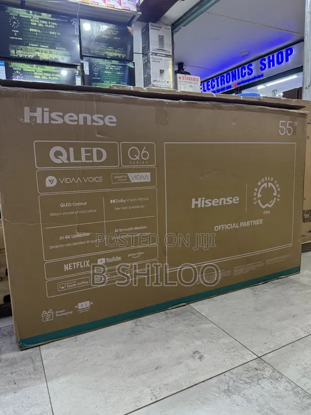 Hisense 55" QLED Smart TV (55Q6Q) - 1