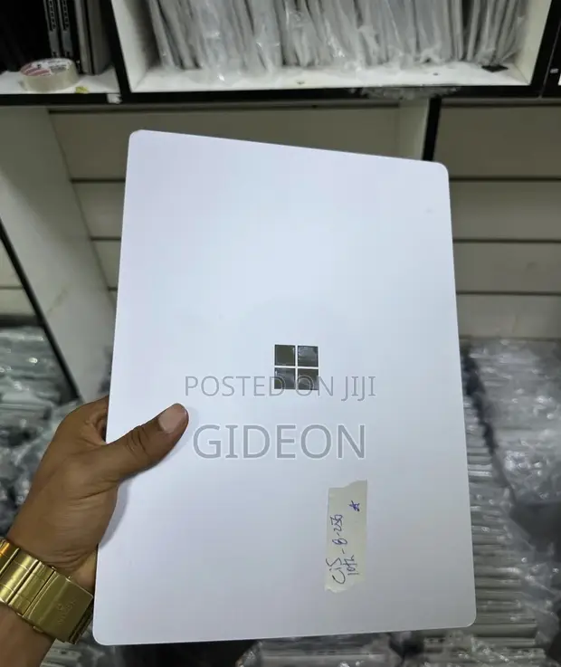 Microsoft Surface Go 2 Laptop (Refurbished) - 1