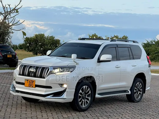 Toyota Land Cruiser Prado TX 2022 - 1