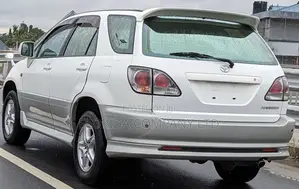 Toyota Harrier 2000 - White