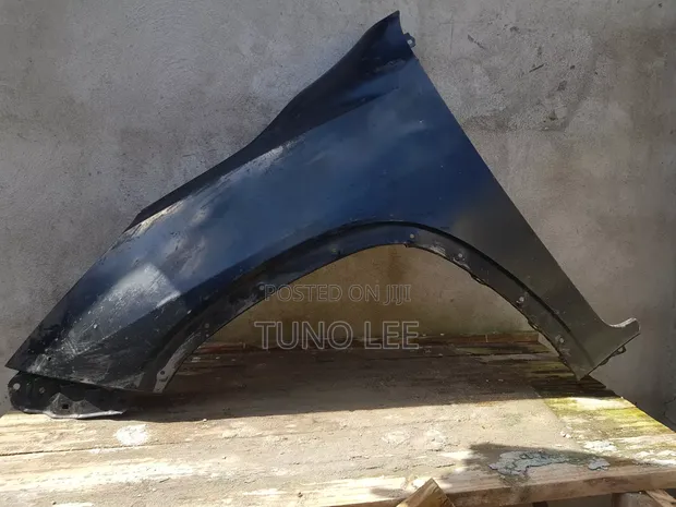 Toyota Fortuner Front Fender (Used) - 1