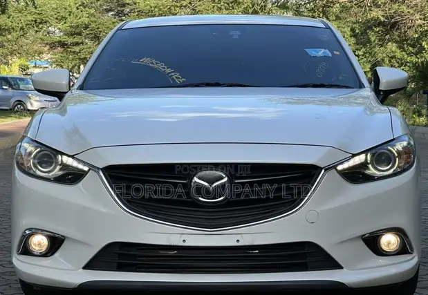 Mazda Atenza 2013 White - 1