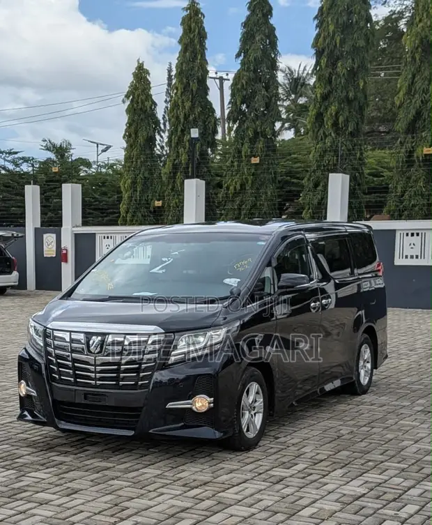 Toyota Alphard 2015 Black - 1
