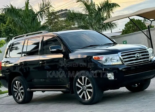 Toyota Land Cruiser 2009 VX V8 - 1