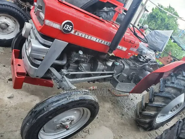 Massey Ferguson 135 Tractor - 1