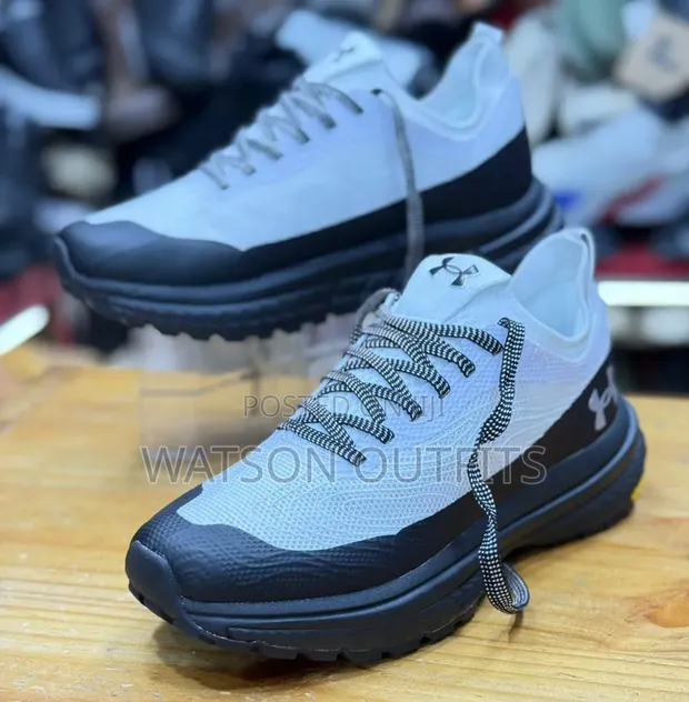 Viatu vya Ngozi vya Wanaume vya Under Armour - Vipya Kabisa - 1