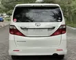 Toyota Alphard 2008 Pearl White - 4