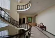 Furnished 4-Bedroom Villa for Rent in Oyster Bay - 2