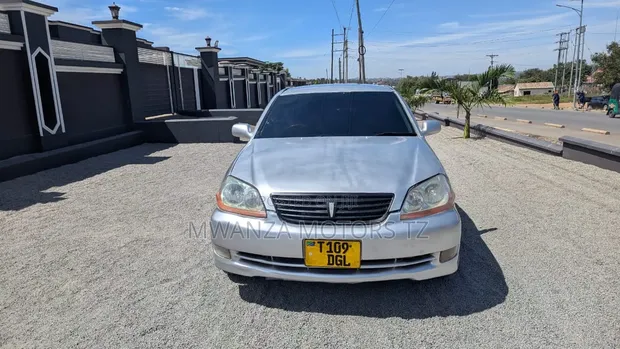 Toyota Mark II 2003 Beige - 1
