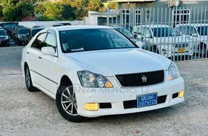 Toyota Crown Athlete 2006 White