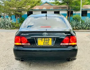 Toyota Crown Athlete 2007 Matt Black