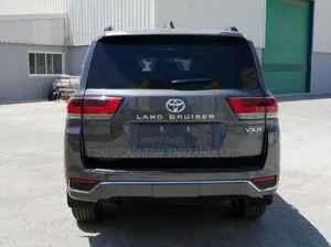 New Toyota Land Cruiser 300 VXR 2026 Gray