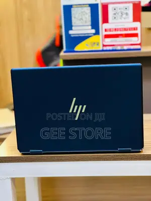 HP Spectre x360 16" 13th Gen i7 16GB RAM 2TB SSD