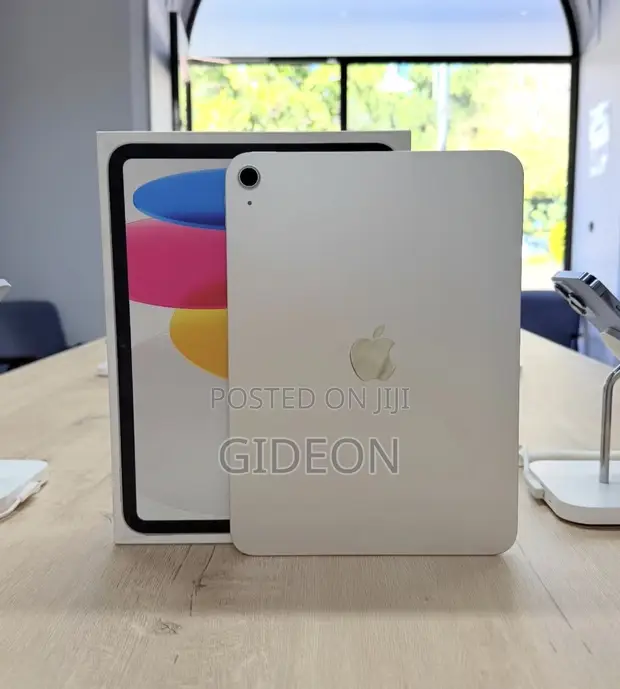 New Apple iPad (2025) 128GB Silver - 1