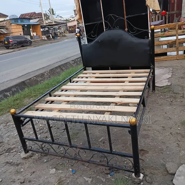 Used 4x6 Metal Bed Frame - 1
