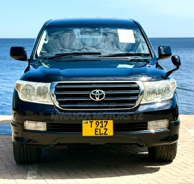 Toyota Land Cruiser 2009 Black - 1