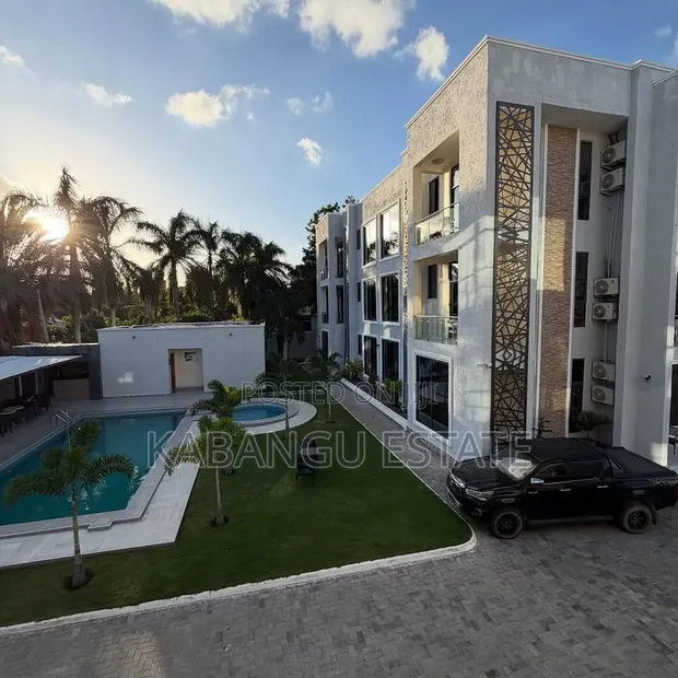 Furnished 1-Bedroom Apartment for Rent in Oyster Bay - 1