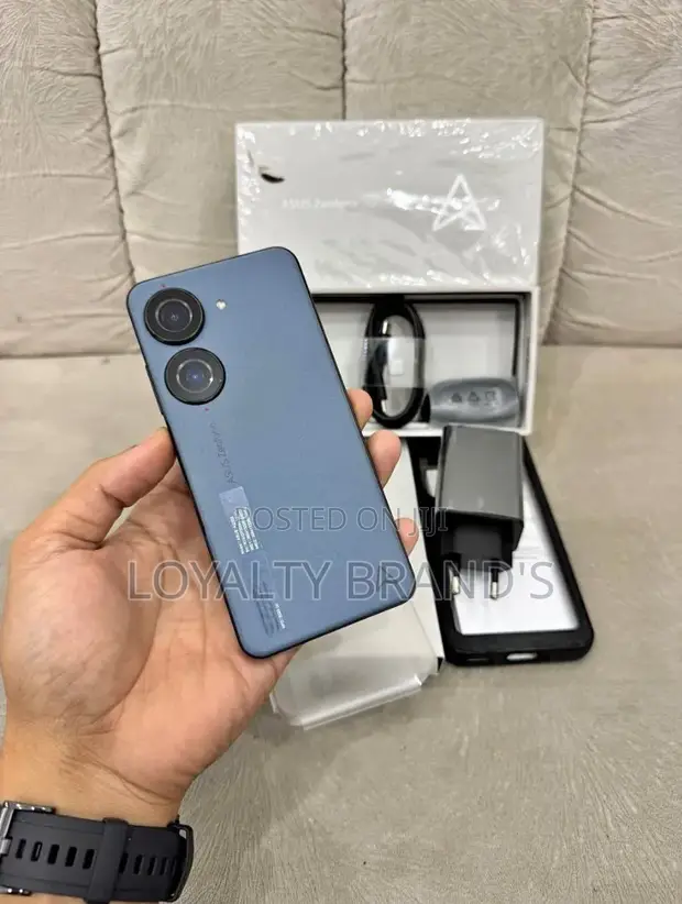 Asus Zenfone 10 256GB Nyeusi Mpya - 1