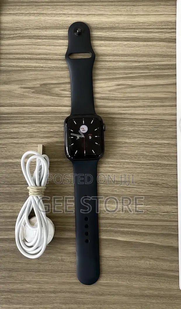 Apple Watch Series 6 44mm - 1