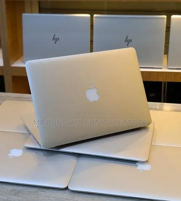 Apple MacBook Pro 2017 13" Intel Core i5 16GB RAM 256GB SSD - 1