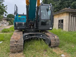 Sunward SWE210F 21.8t Medium Crawler Excavator (38.5t in Stock)