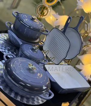 11-Piece Cast Iron Cookware Set