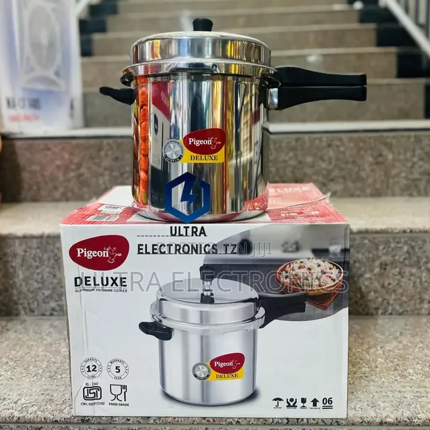 Pigeon Deluxe 12 Litre Aluminium Manual Pressure Cooker - 1