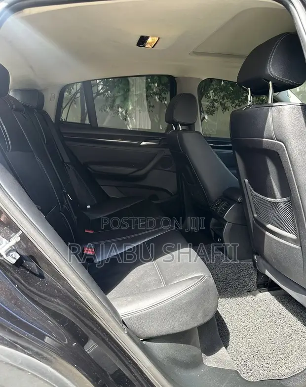 BMW X4 xDrive28i 2015 Nyeusi - 1