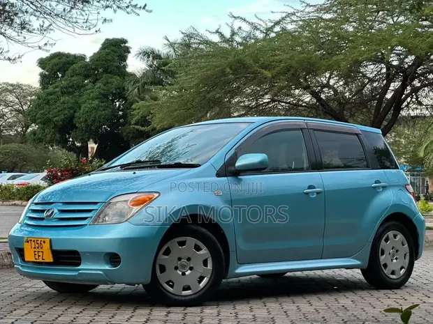 Toyota IST 2006 Blue - 1