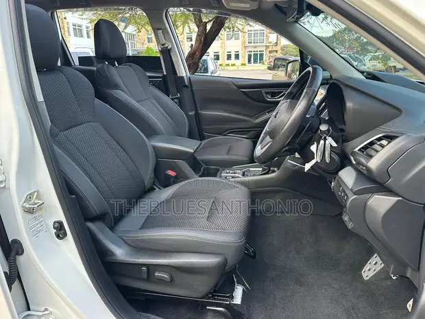Subaru Forester 2020 White - 1