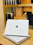 Microsoft Surface Go 16GB RAM, 256GB SSD, Intel Core i5 - 5