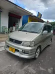 Toyota Noah 2001 Gold - 2