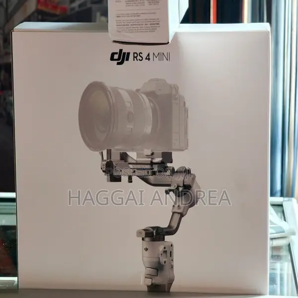 DJI RS 4 Mini Gimbal Stabilizer - 1