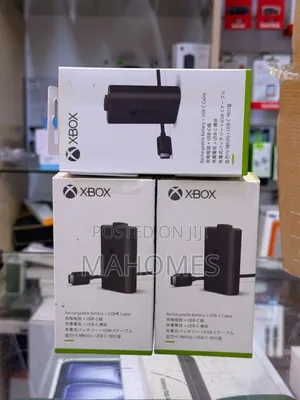 Xbox Rechargeable Battery Pack + USB-C Cable