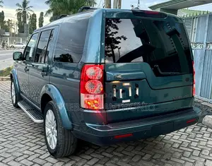 Land Rover Discovery 4 HSE 2013 Blue