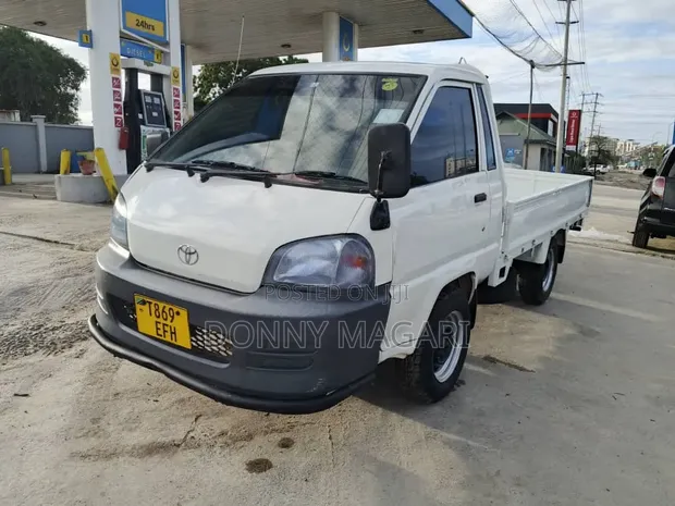 Toyota Townace Injection Pickup - 1